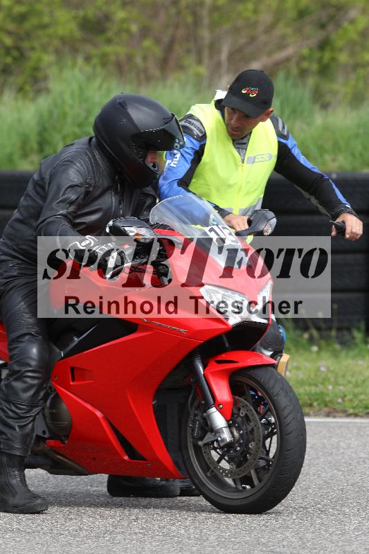 /Archiv-2025/10 23.04.2025 Cornu Master School ADR/gruen-vert/13